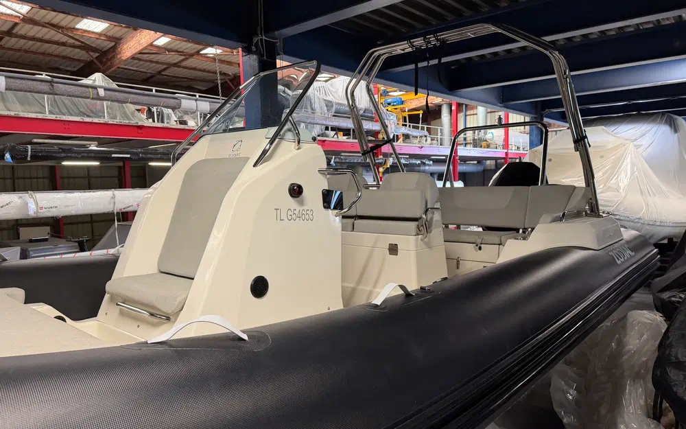 slider 1 Zodiac Medline 6.8 Neo