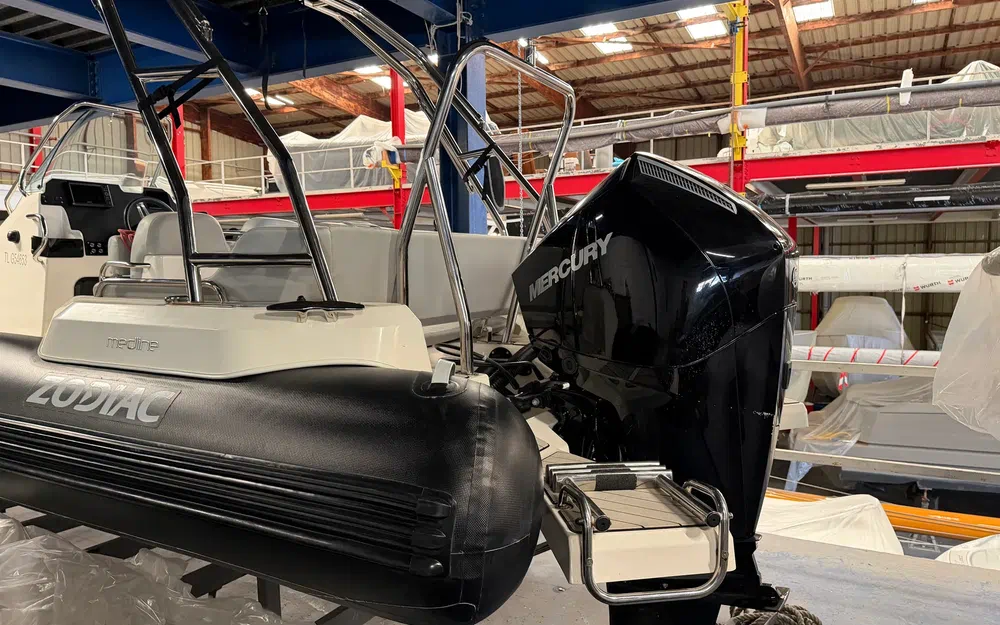 slider 4 Zodiac Medline 6.8 Neo