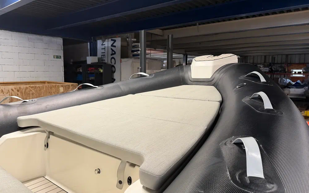 slider 9 Zodiac Medline 6.8 Neo