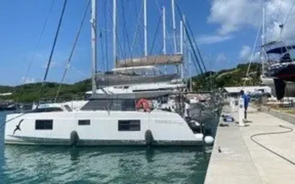 slider 0 Nautitech 40