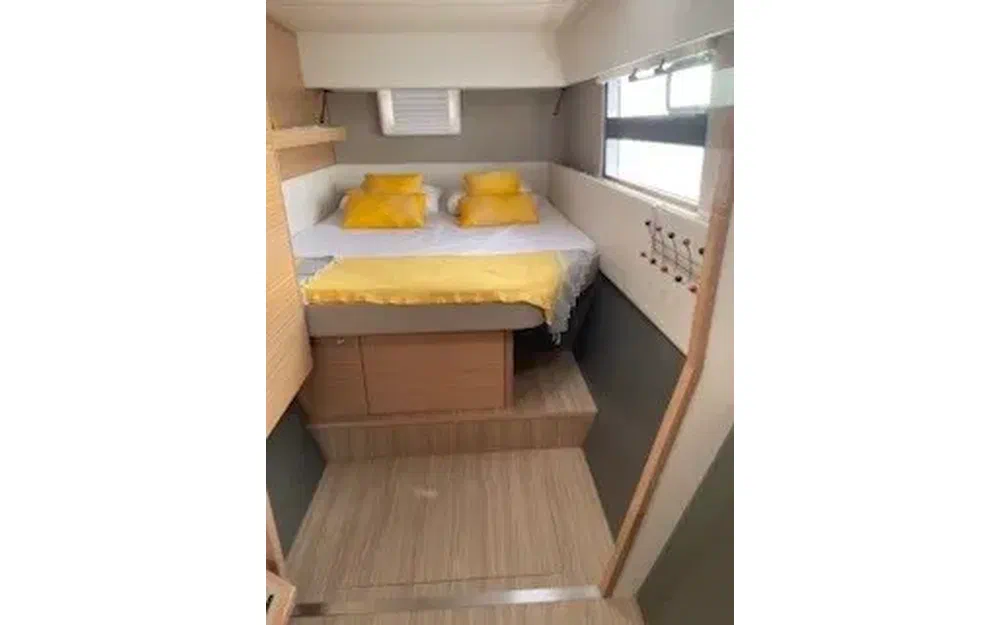 slider 5 Nautitech 40