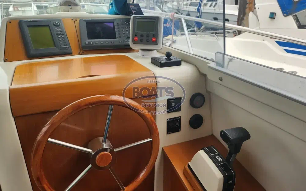 slider 7 Beneteau Antares Serie 9