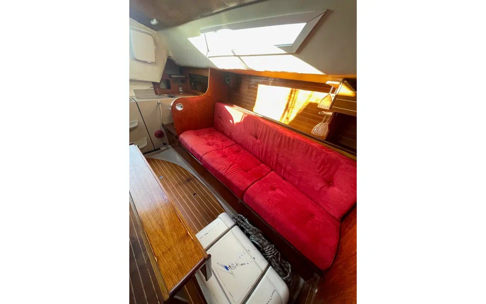 slider 6 Beneteau First 28