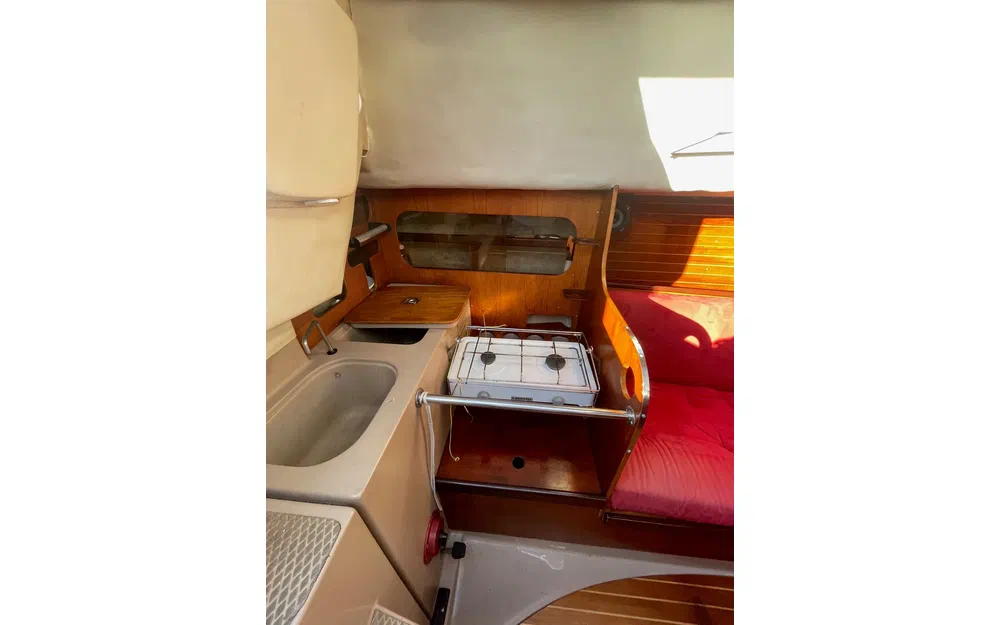 slider 9 Beneteau First 28