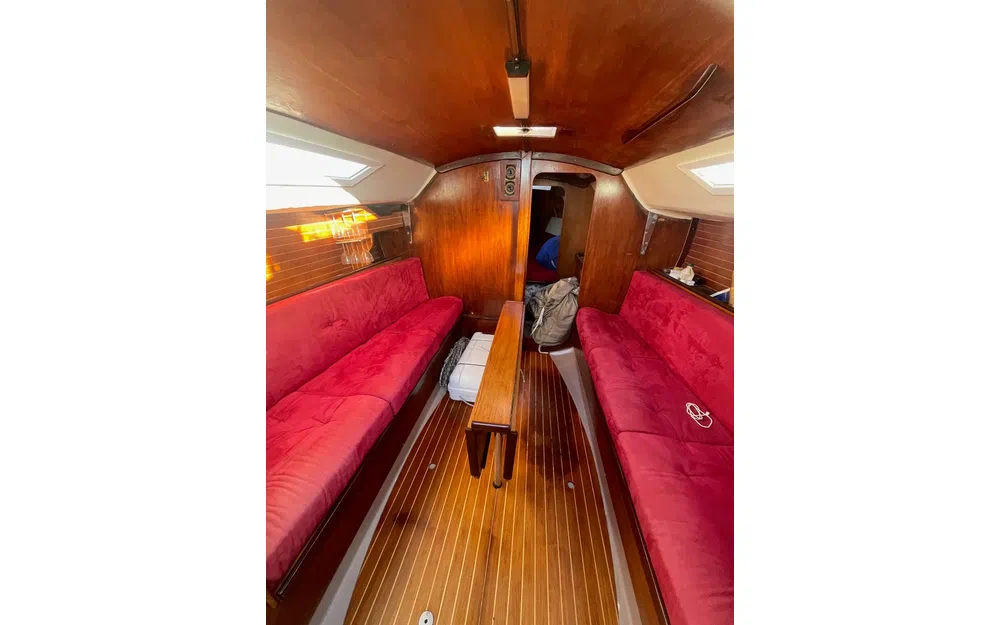 slider 1 Beneteau First 28