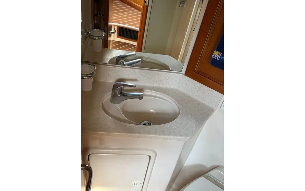 slider 11 Riviera 33 Fly