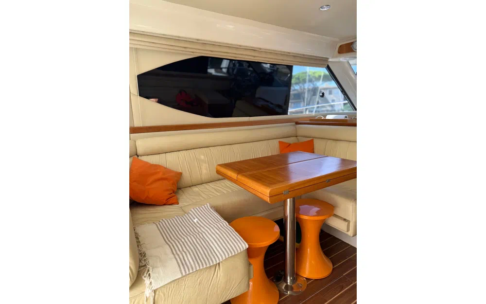 slider 16 Riviera 33 Fly