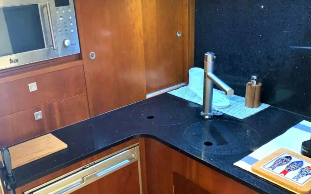 slider 11 Altair Zafir 38