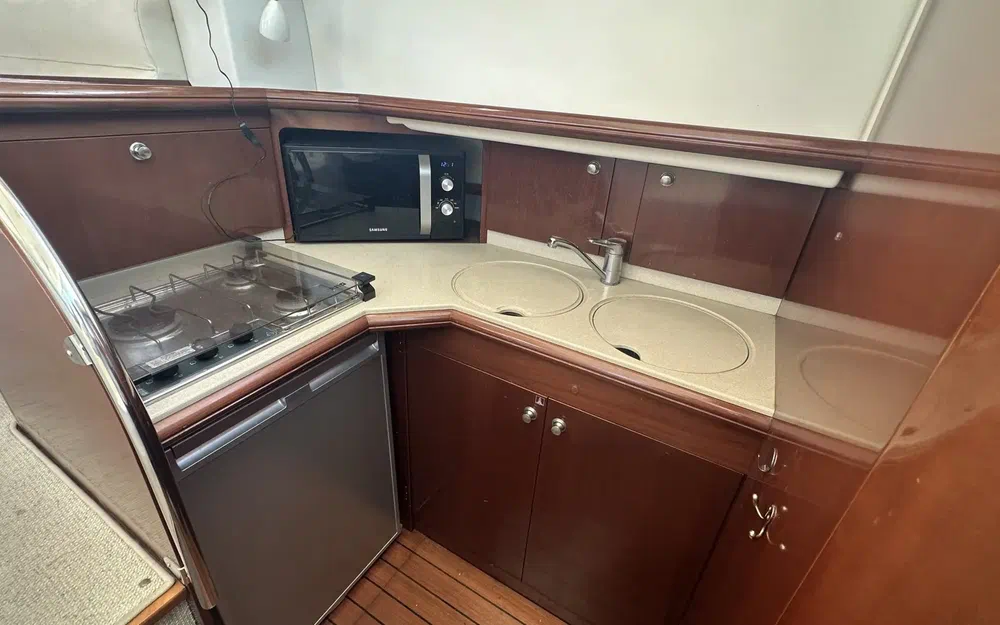 slider 10 Jeanneau Prestige 36