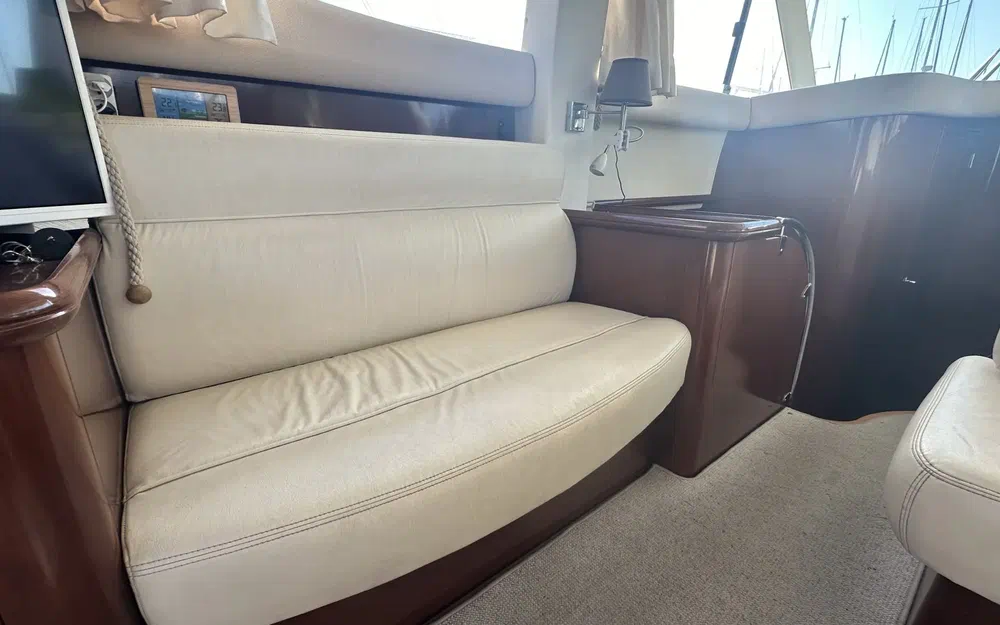 slider 11 Jeanneau Prestige 36