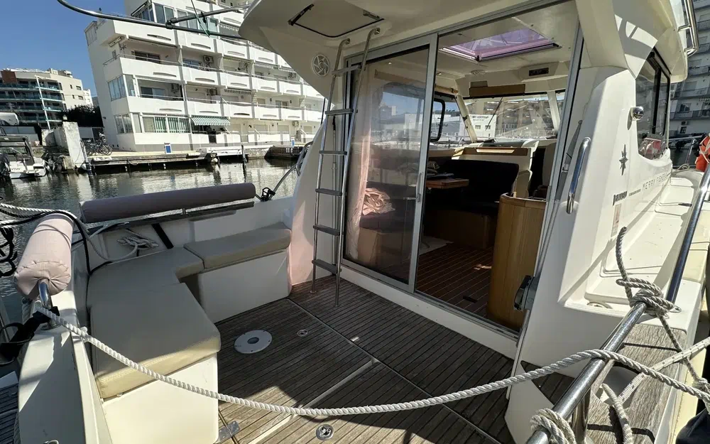 slider 3 Jeanneau Merry Fisher 8