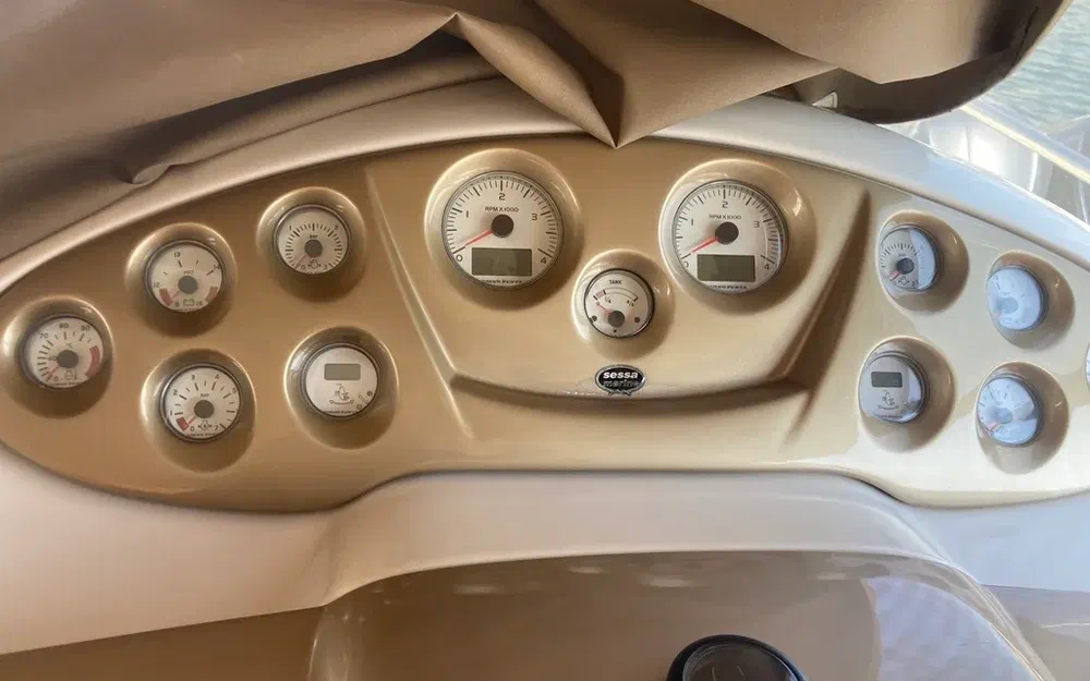 slider 9 Sessa Marine C42 Hard-Top