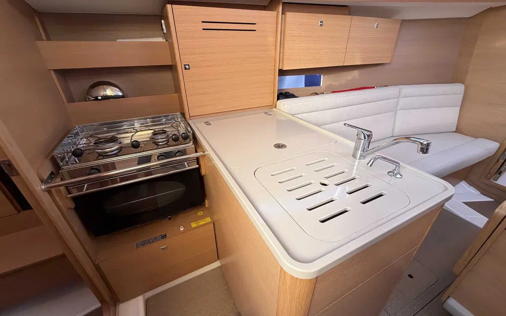 slider 9 Dufour 310 Grand Large