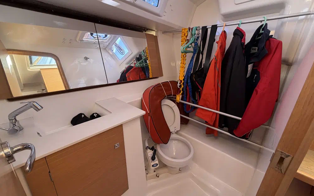 slider 12 Dufour 310 Grand Large