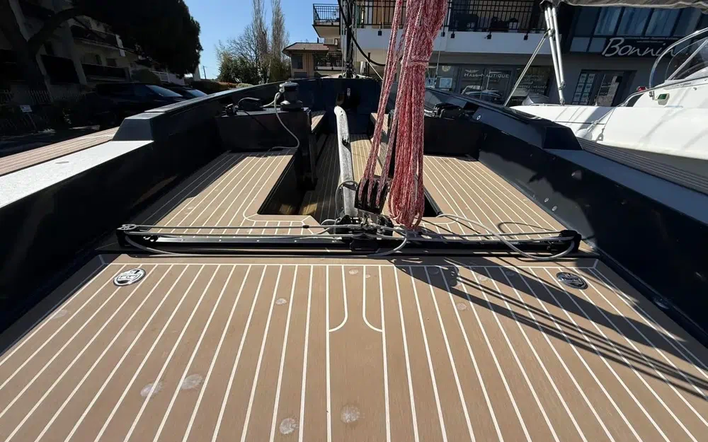 slider 13 Tofinou 7.9