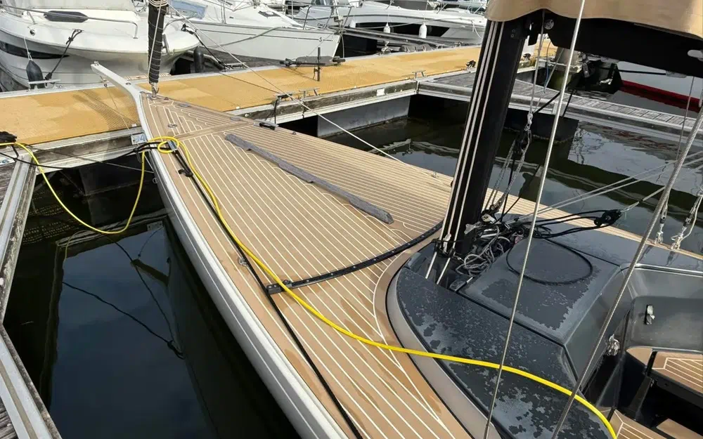 slider 9 Tofinou 7.9