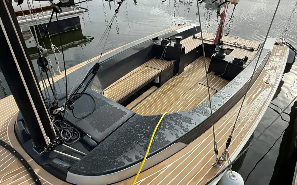 slider 10 Tofinou 7.9