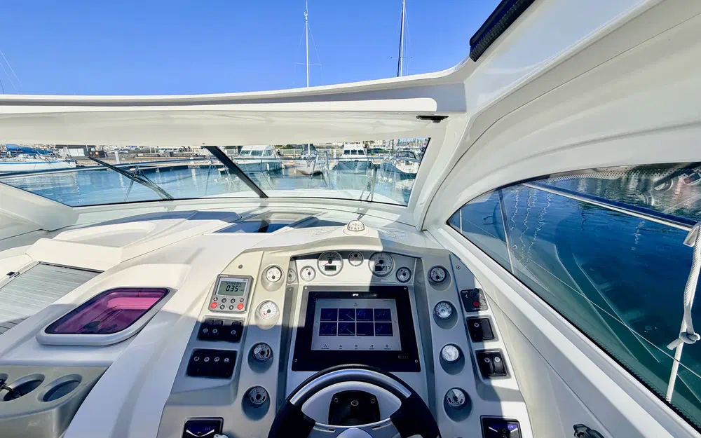 slider 16 Beneteau Monte Carlo 37 HT