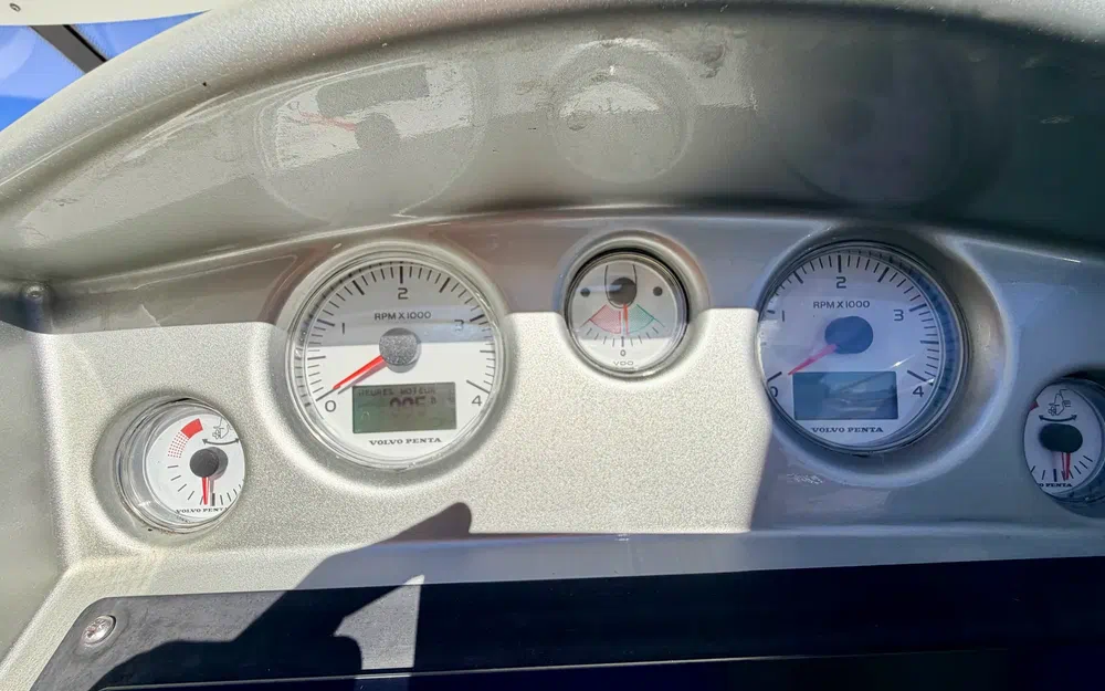 slider 17 Beneteau Monte Carlo 37 HT