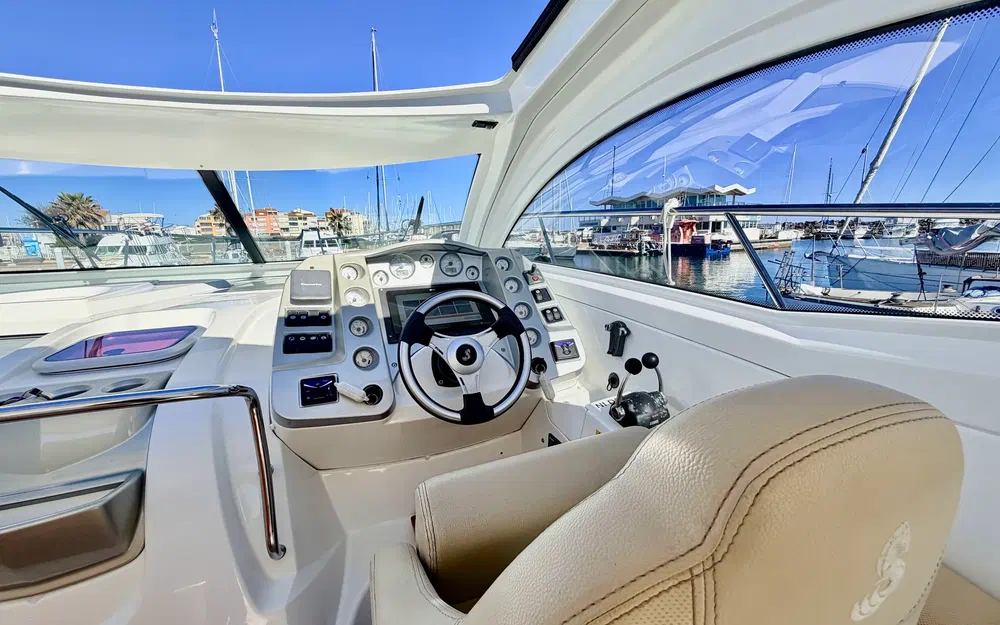 slider 18 Beneteau Monte Carlo 37 HT
