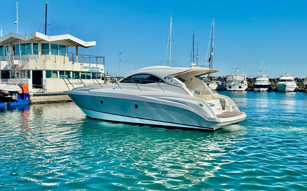 slider 3 Beneteau Monte Carlo 37 HT