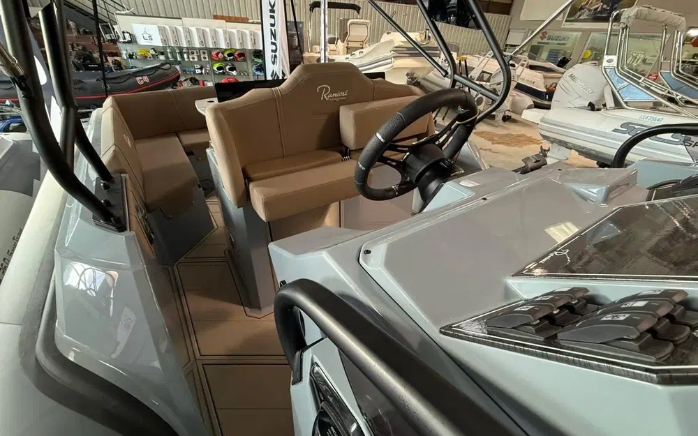 slider 11 Ranieri Cayman 27 Sport Touring Trofeo