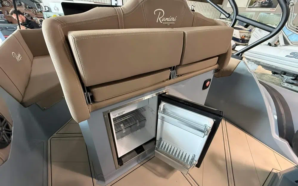 slider 14 Ranieri Cayman 27 Sport Touring Trofeo