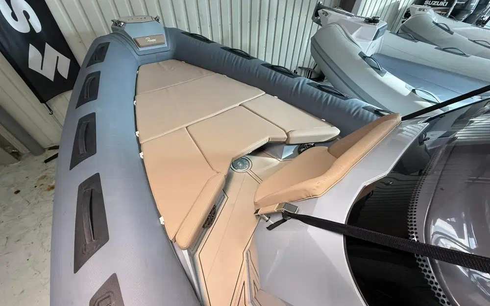 slider 23 Ranieri Cayman 27 Sport Touring Trofeo