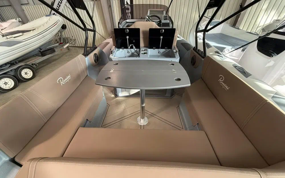 slider 26 Ranieri Cayman 27 Sport Touring Trofeo