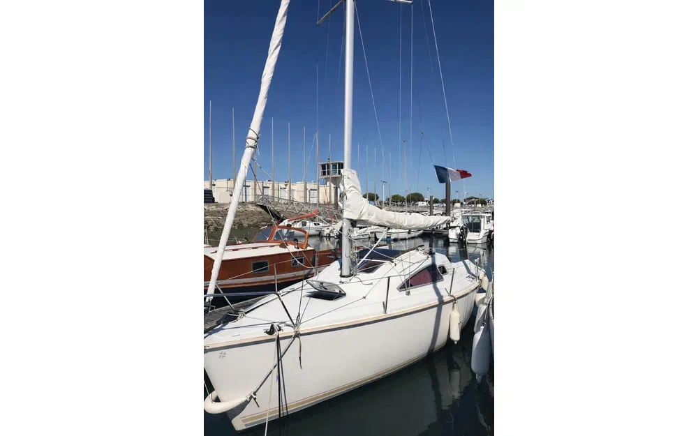 slider 1 Jeanneau Sun Way 25