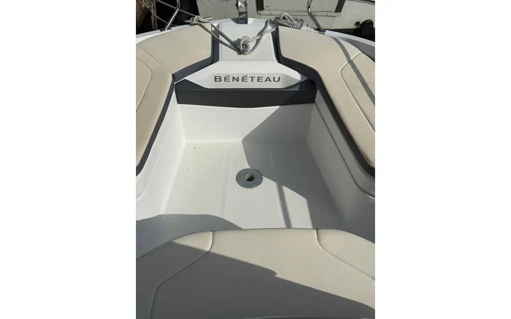 slider 3 Beneteau Flyer 6.6 SPACEdeck