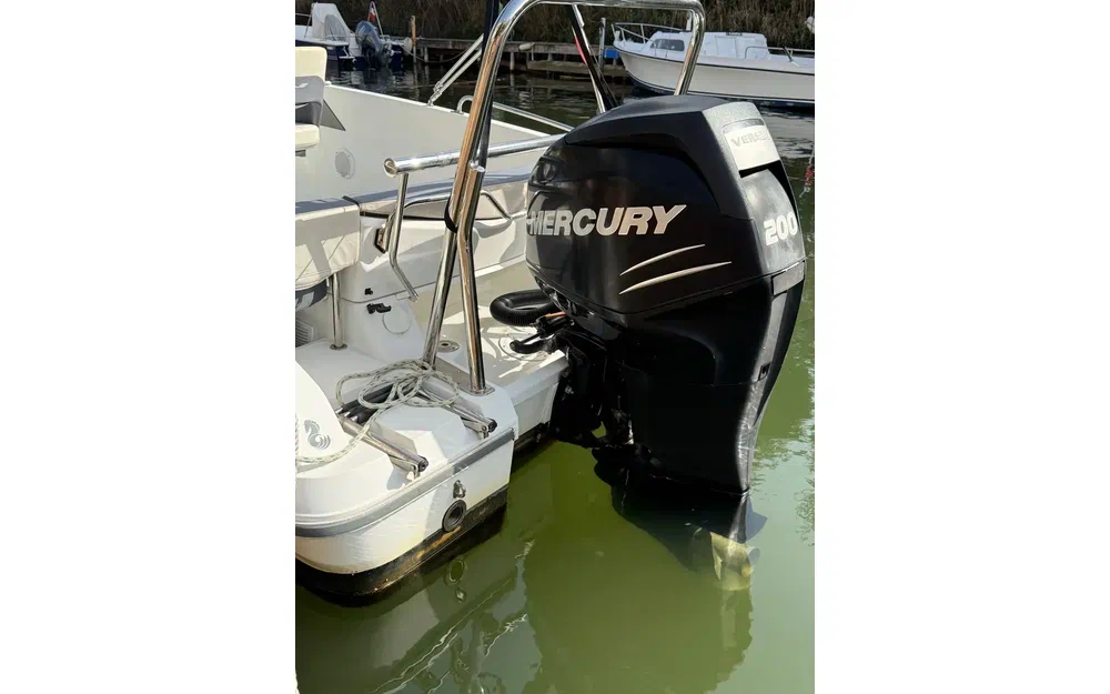 slider 5 Beneteau Flyer 6.6 SPACEdeck