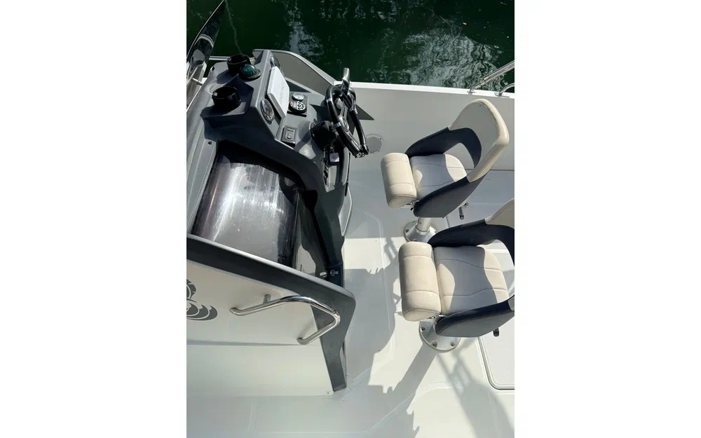 slider 8 Beneteau Flyer 6.6 SPACEdeck