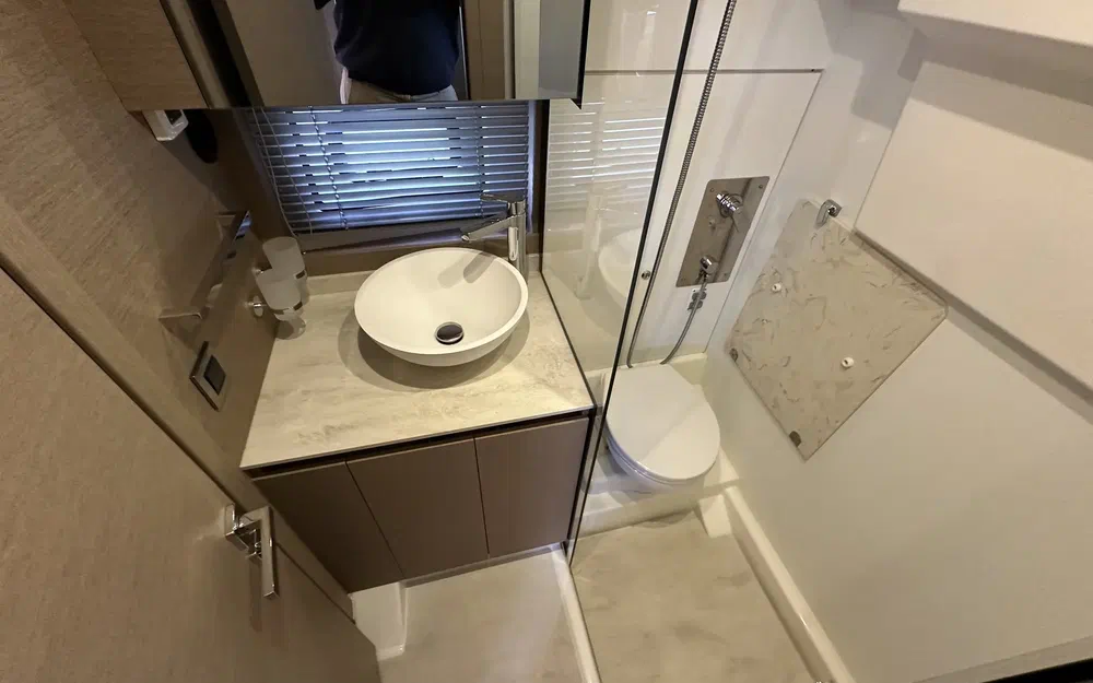 slider 27 Prestige Yachts 420 Fly