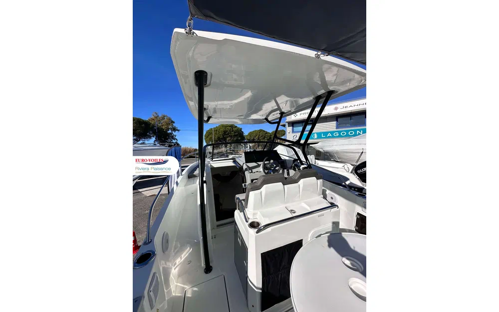 slider 7 Jeanneau CAP CAMARAT 7.5 WA SERIE 3