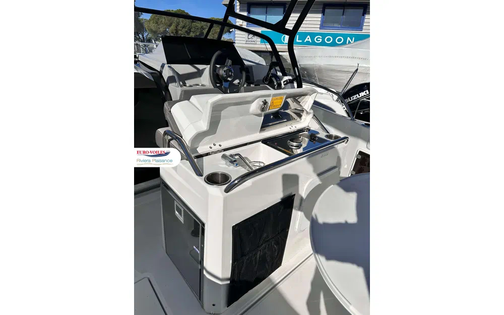 slider 8 Jeanneau CAP CAMARAT 7.5 WA SERIE 3