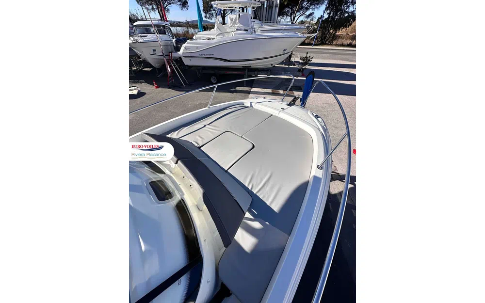 slider 2 Jeanneau CAP CAMARAT 7.5 WA SERIE 3
