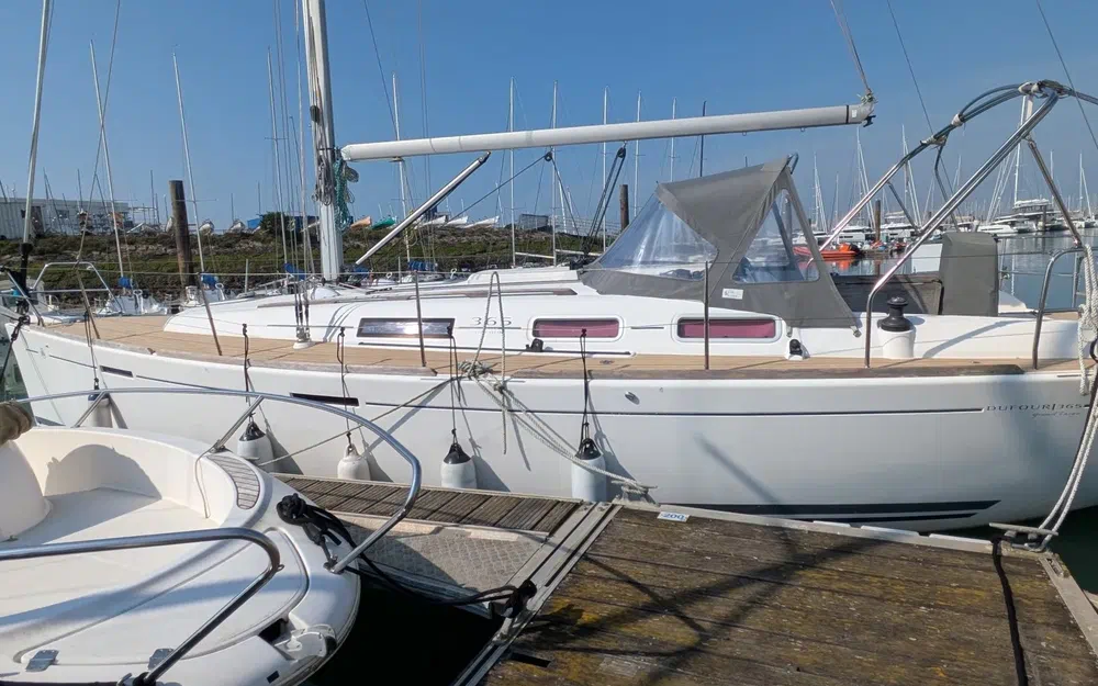 slider 14 Dufour 365 Grand Large