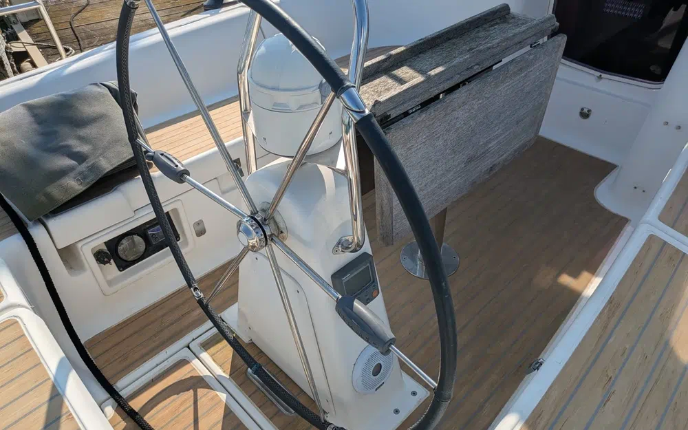 slider 2 Dufour 365 Grand Large