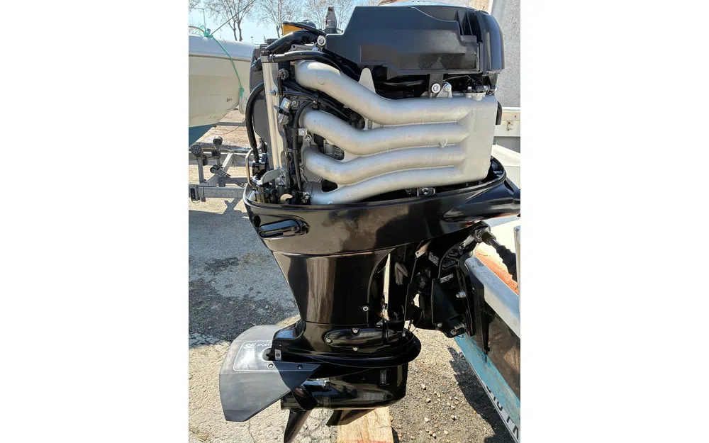 slider 2 SUZUKI DF 140 ATL  2021 - 41 H