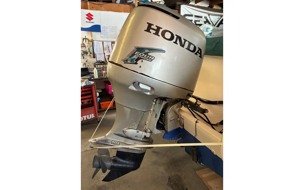 slider 0 Moteur HONDA 130cv BZBE