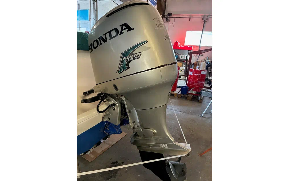 slider 1 Moteur HONDA 130cv BZBE