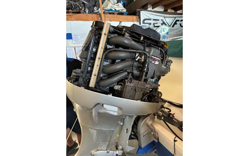 slider 2 Moteur HONDA 130cv BZBE