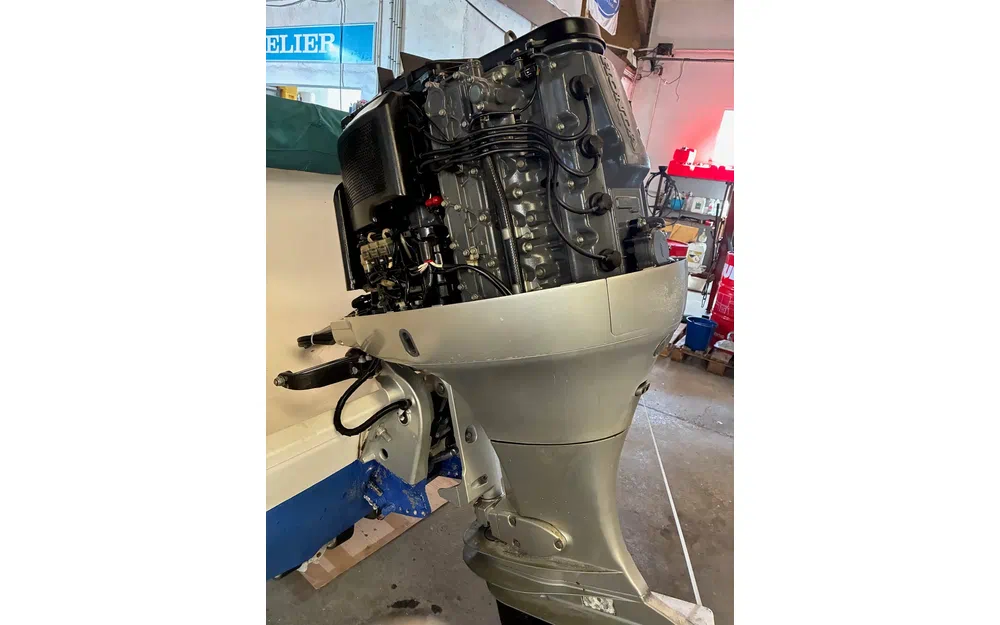 slider 3 Moteur HONDA 130cv BZBE