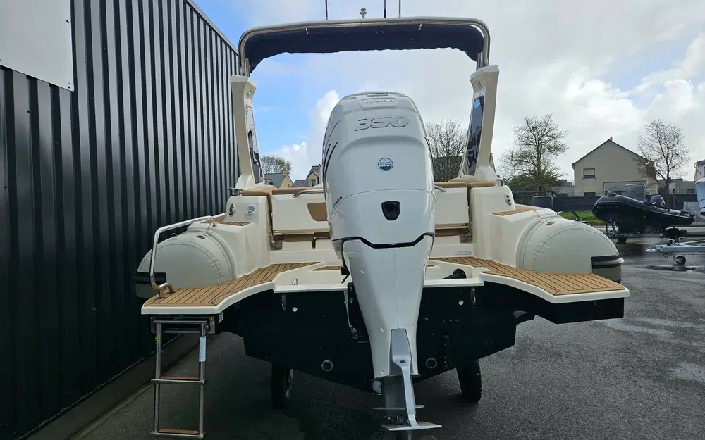 slider 11 Joker Boat Clubman 28
