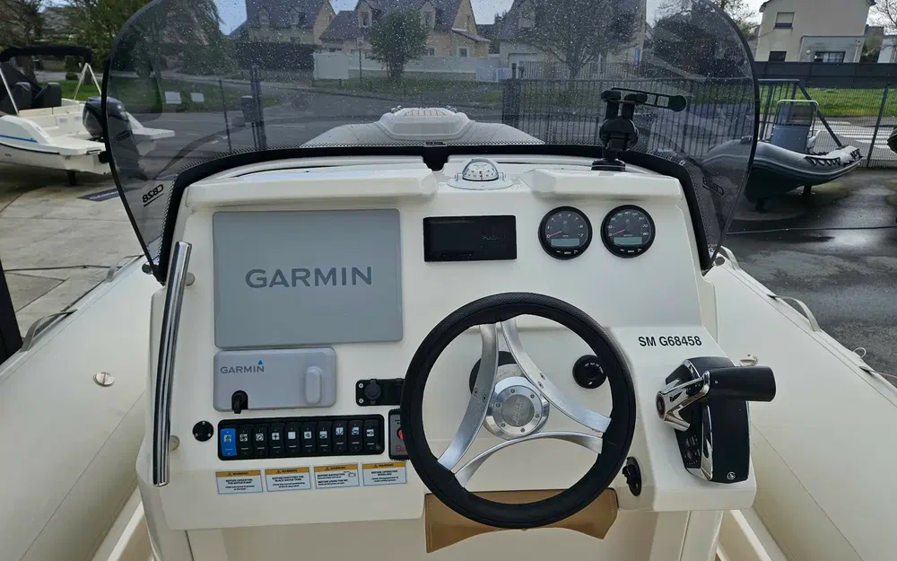 slider 7 Joker Boat Clubman 28