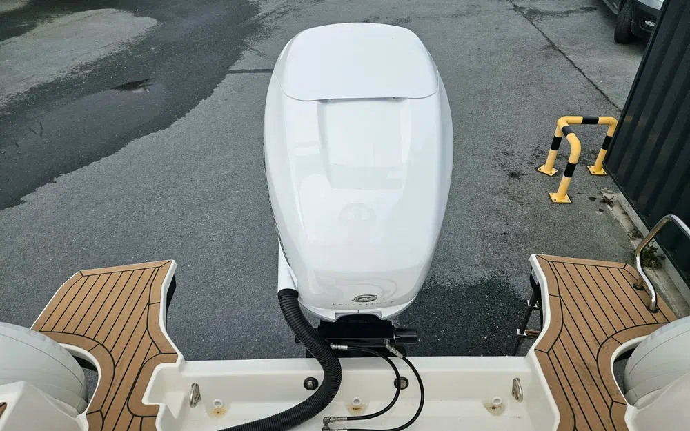 slider 9 Joker Boat Clubman 28