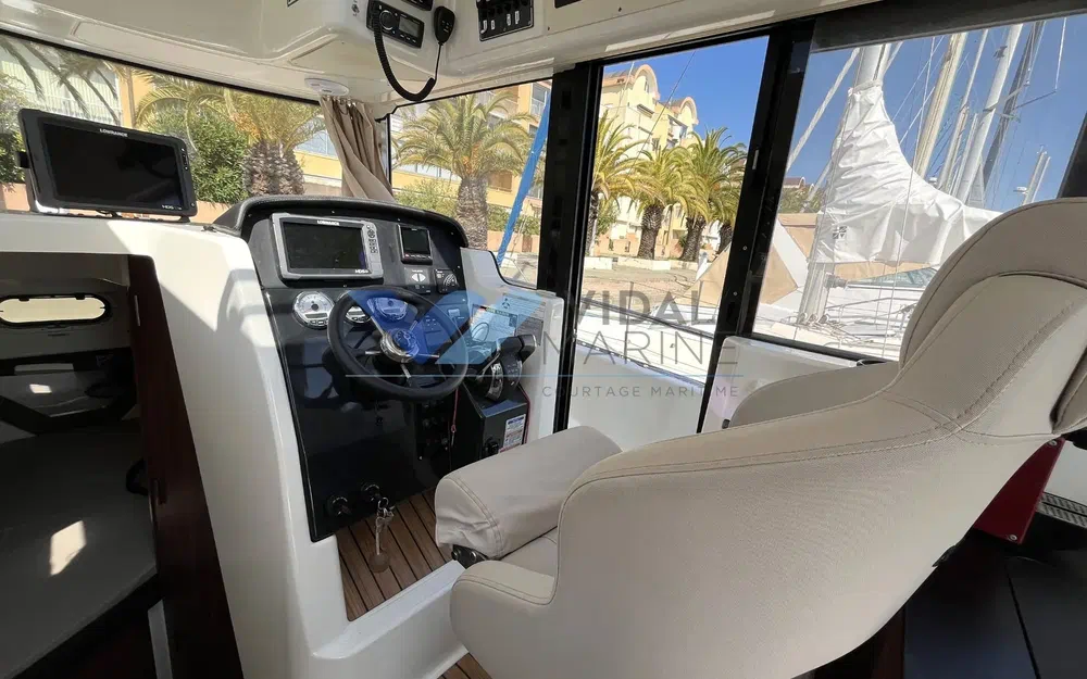 slider 9 Quicksilver 905 Pilothouse