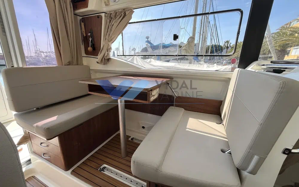 slider 10 Quicksilver 905 Pilothouse