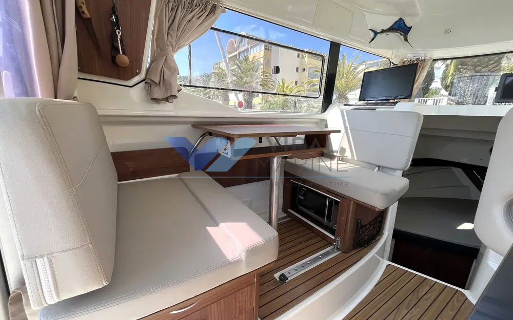 slider 7 Quicksilver 905 Pilothouse